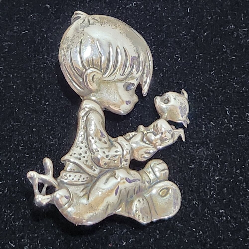 Precious Moments Boy‎ Pin Sterling Silver 925 Vintage Brooch